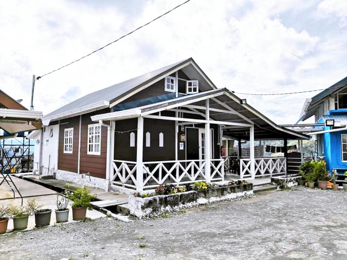 Dongorit Cabin House 1 Kampong Kundassan Buitenkant foto